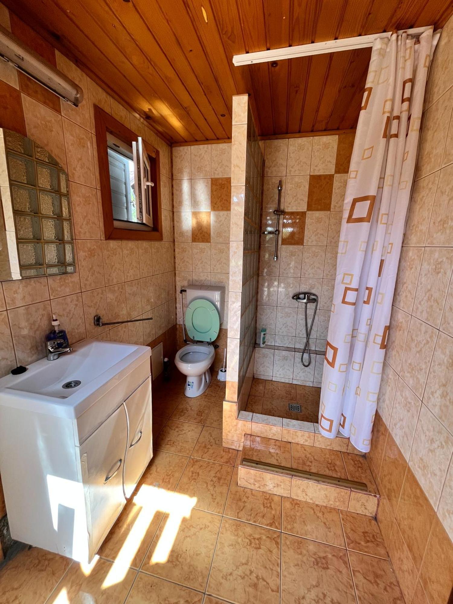 Colt De Rai Hotel Corbu  Ngoại thất bức ảnh